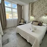 Apartment Urban Place In Close To With Pool And Garage