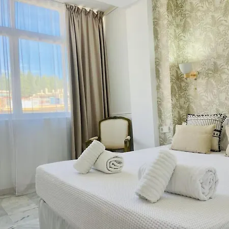 Urban Place In Close To With Pool And Garage