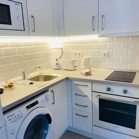 Urban Place In Close To With Pool And Garage Marbella