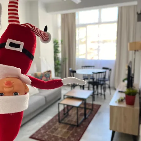 Urban Place In Close To With Pool And Garage Apartment