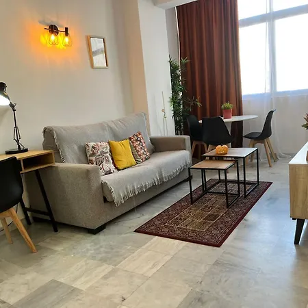 شقة Urban Place In Close To With Pool And Garage *