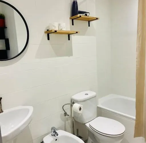 Urban Place In Close To With Pool And Garage * ماربيا