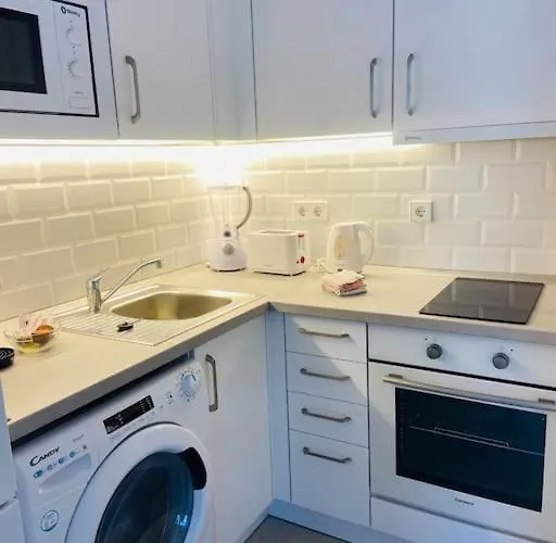 Urban Place In Close To With Pool And Garage Marbella